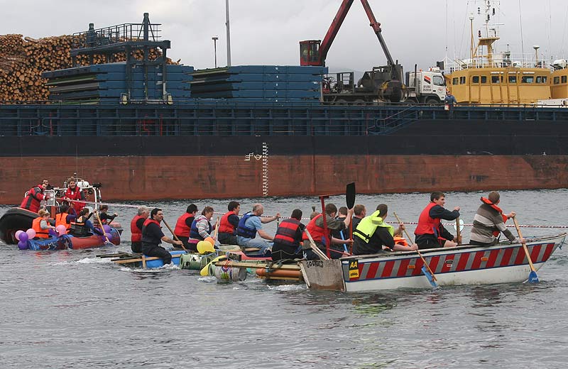 Raft Race 2008 Starting line